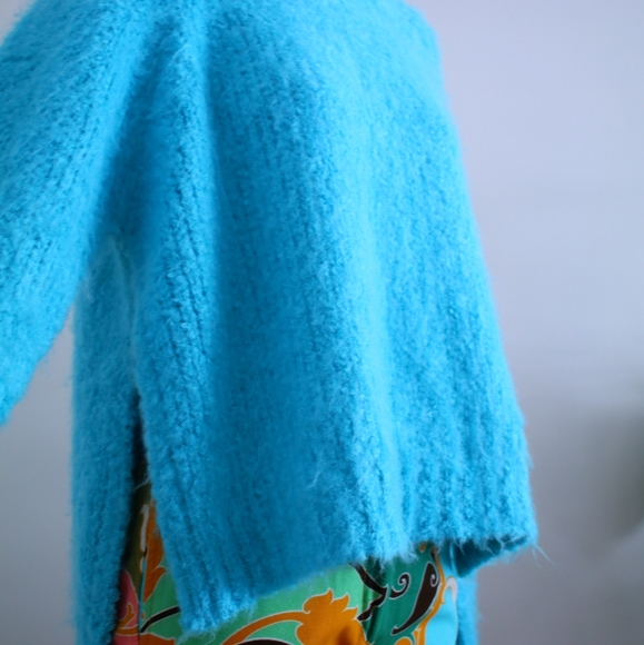 Knit sweater - Picture 2 of 2